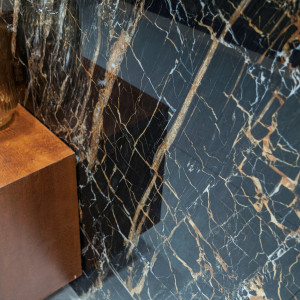 Golden Black Pulido 120x120