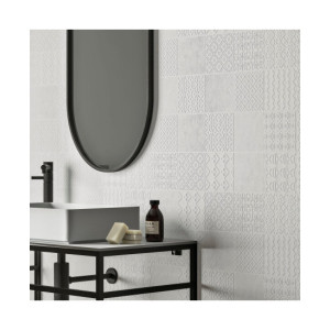 Glaciar Syrma White Mate 30x90