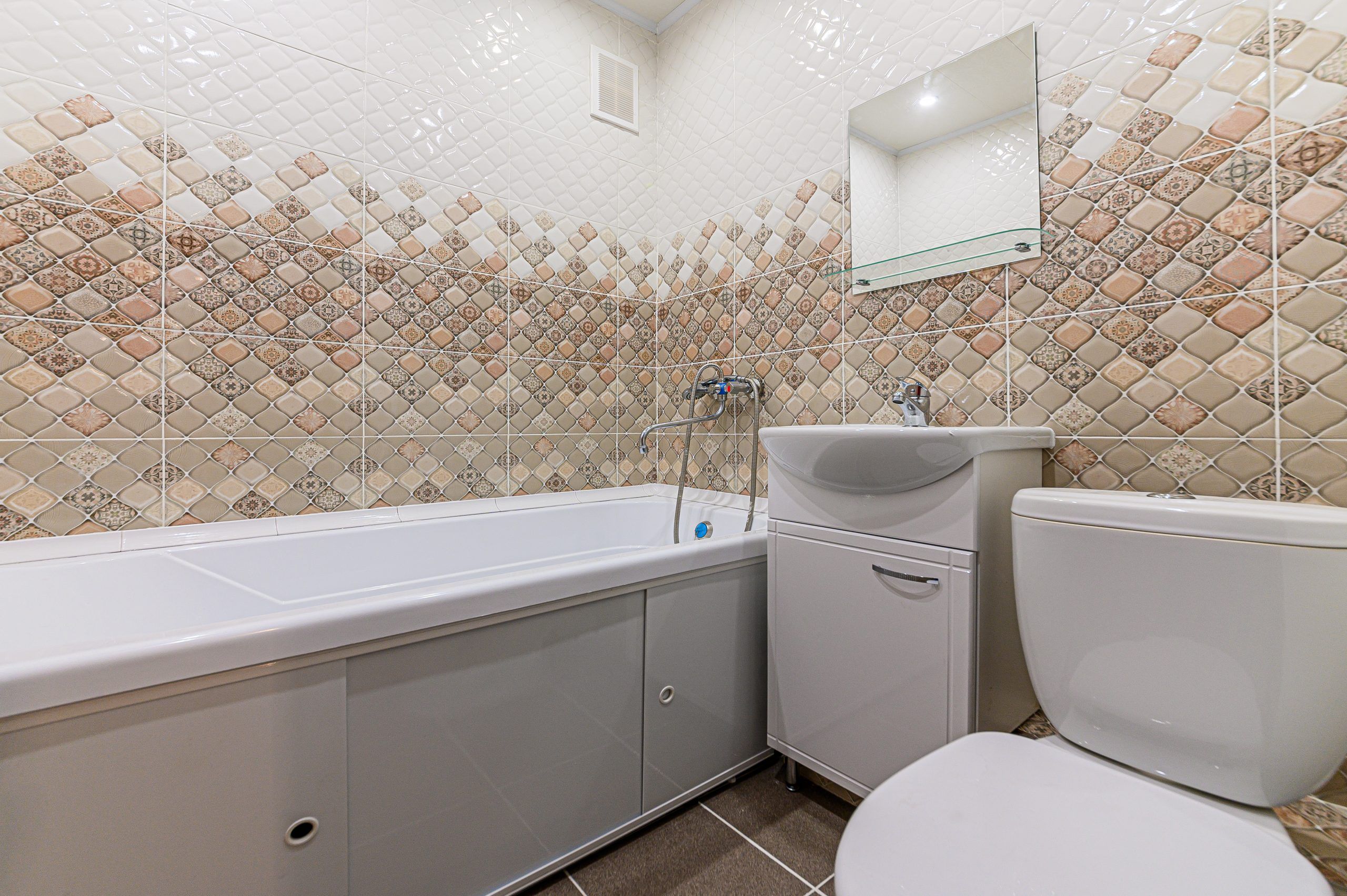 Las mejores ideas decorar cuartos de baño con azulejos hidráulicos - Tilesonline