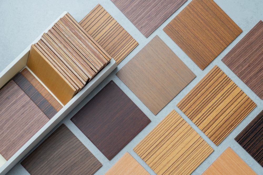 Ventajas de poner pavimento imitación madera en el salón